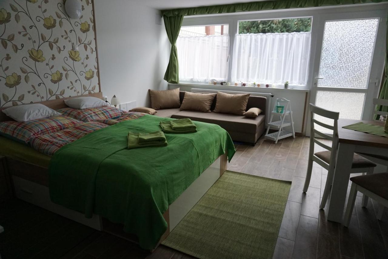 Berc Apartman Egerszalók Exteriör bild