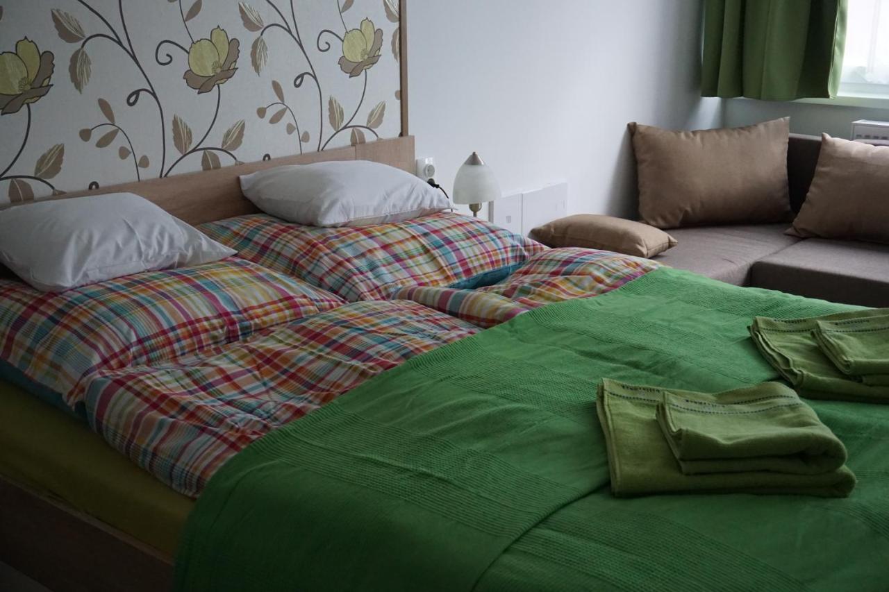 Berc Apartman Egerszalók Exteriör bild