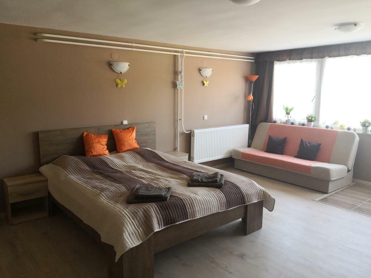 Berc Apartman Egerszalók Exteriör bild